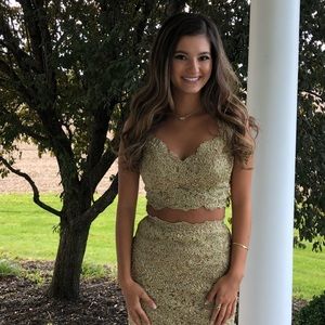 Meet your Posher, Meredith